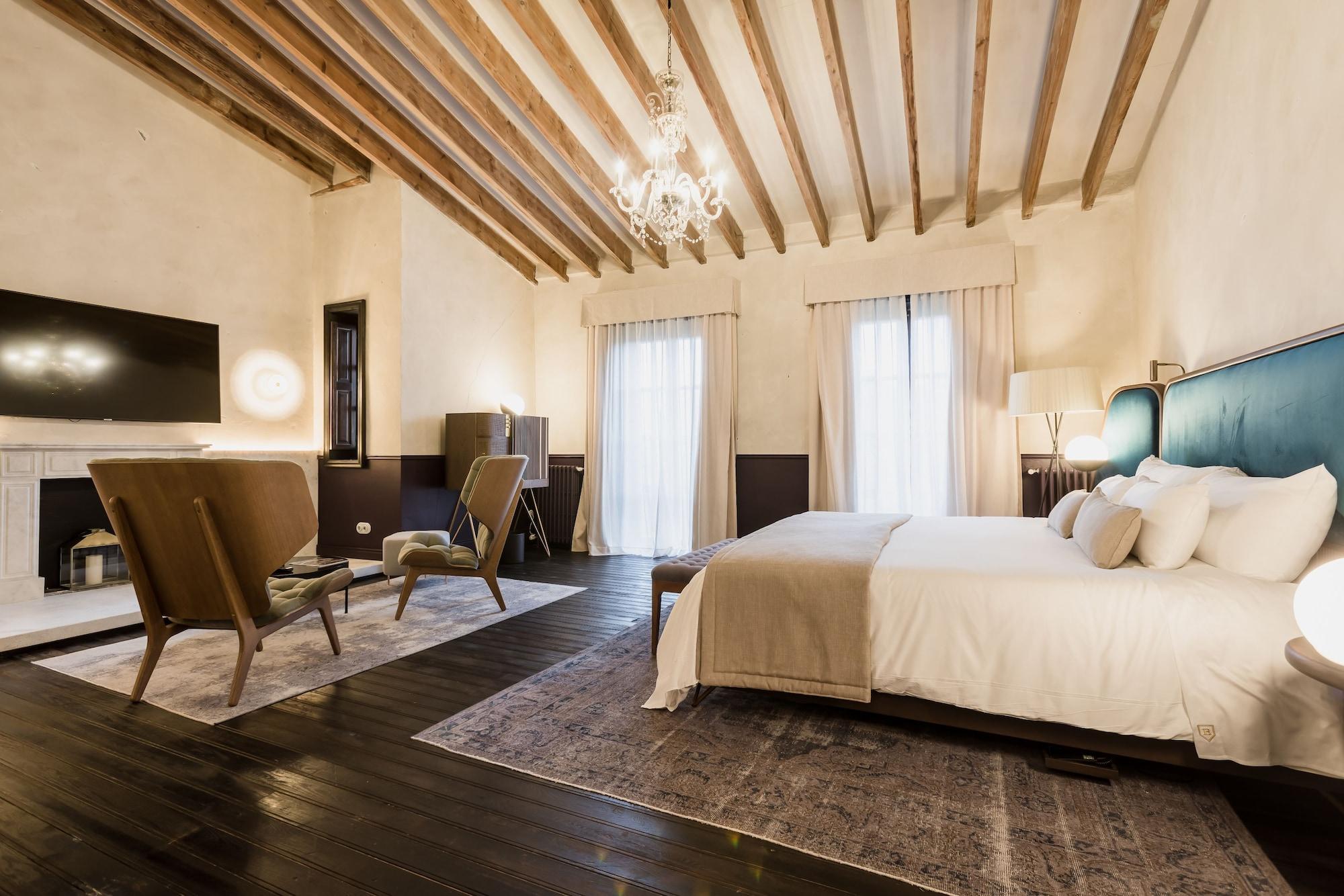 Can Bordoy Grand House Hotel Gl Preferred Hotel Palma de Mallorca Exterior photo Interior of a room at the hotel